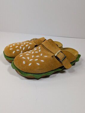 Great condition Burger Theme Hello Slippers brand shoes - size 38/8